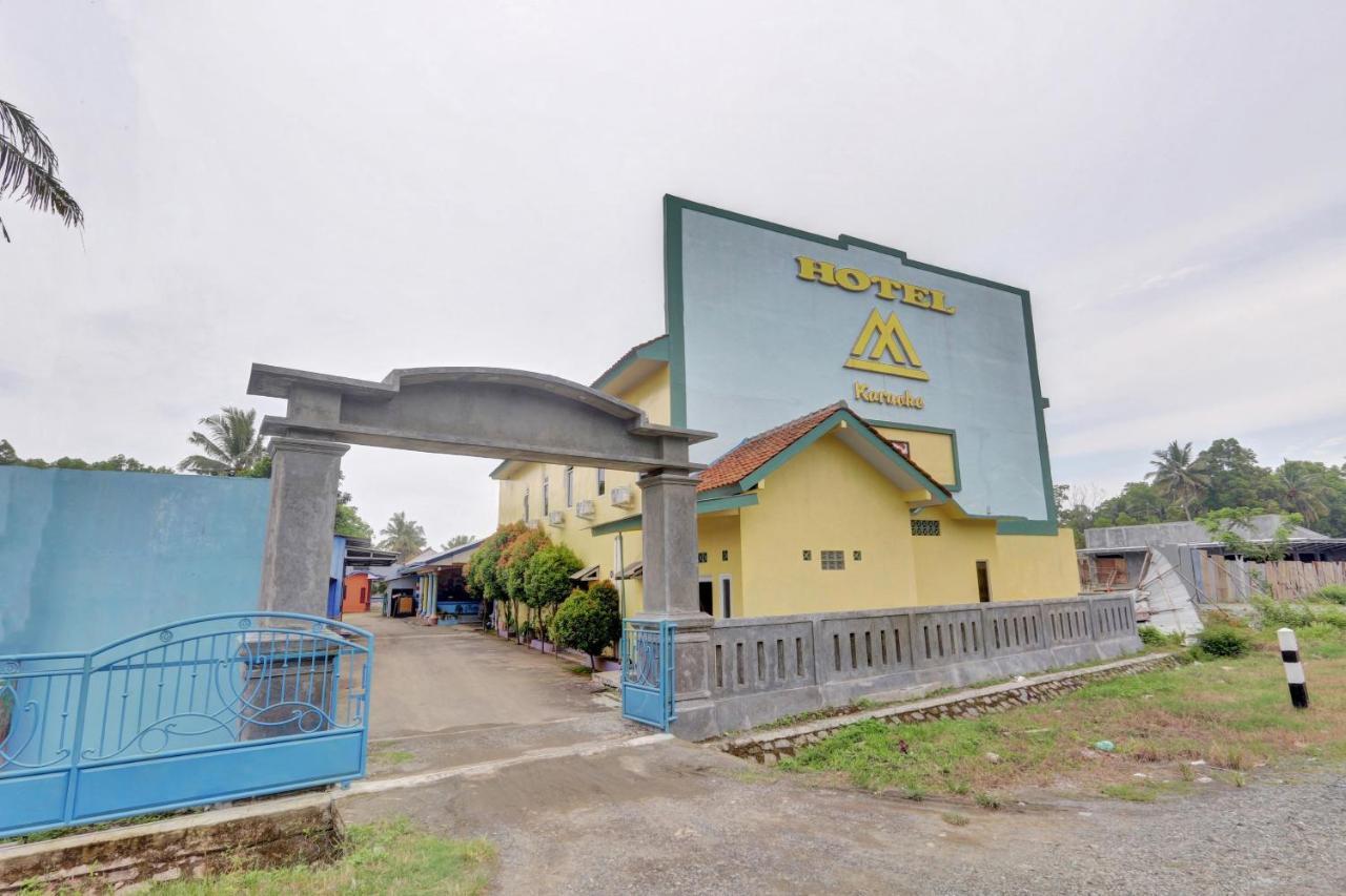 Oyo 90796 Hotel Mulya Indah Tambakmulya Ngoại thất bức ảnh