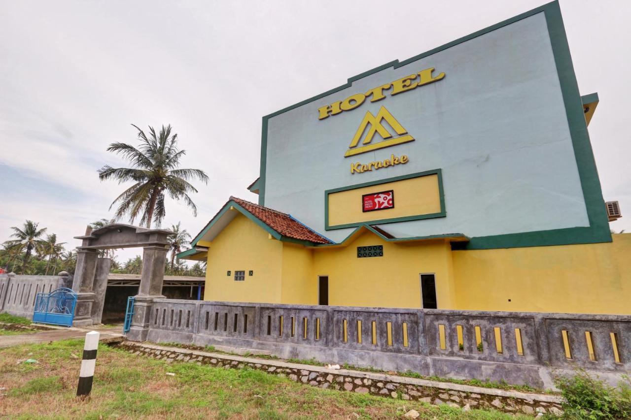 Oyo 90796 Hotel Mulya Indah Tambakmulya Ngoại thất bức ảnh